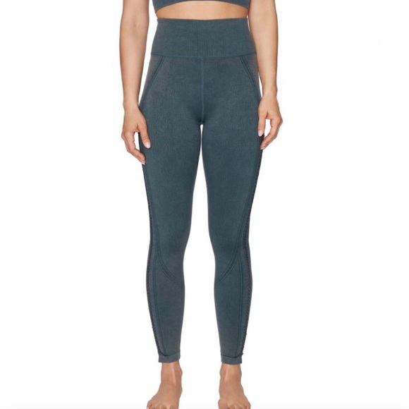 Betsy Johnson Braided Twill Seamless High Rise Ankle Leggings, Size XS, NWOT - Picture 2 of 8